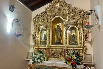 El trono de la Inmaculada Concepción, listo para el día grande de sus fiestas en Jinámar (Telde)/FJS Fotografía.